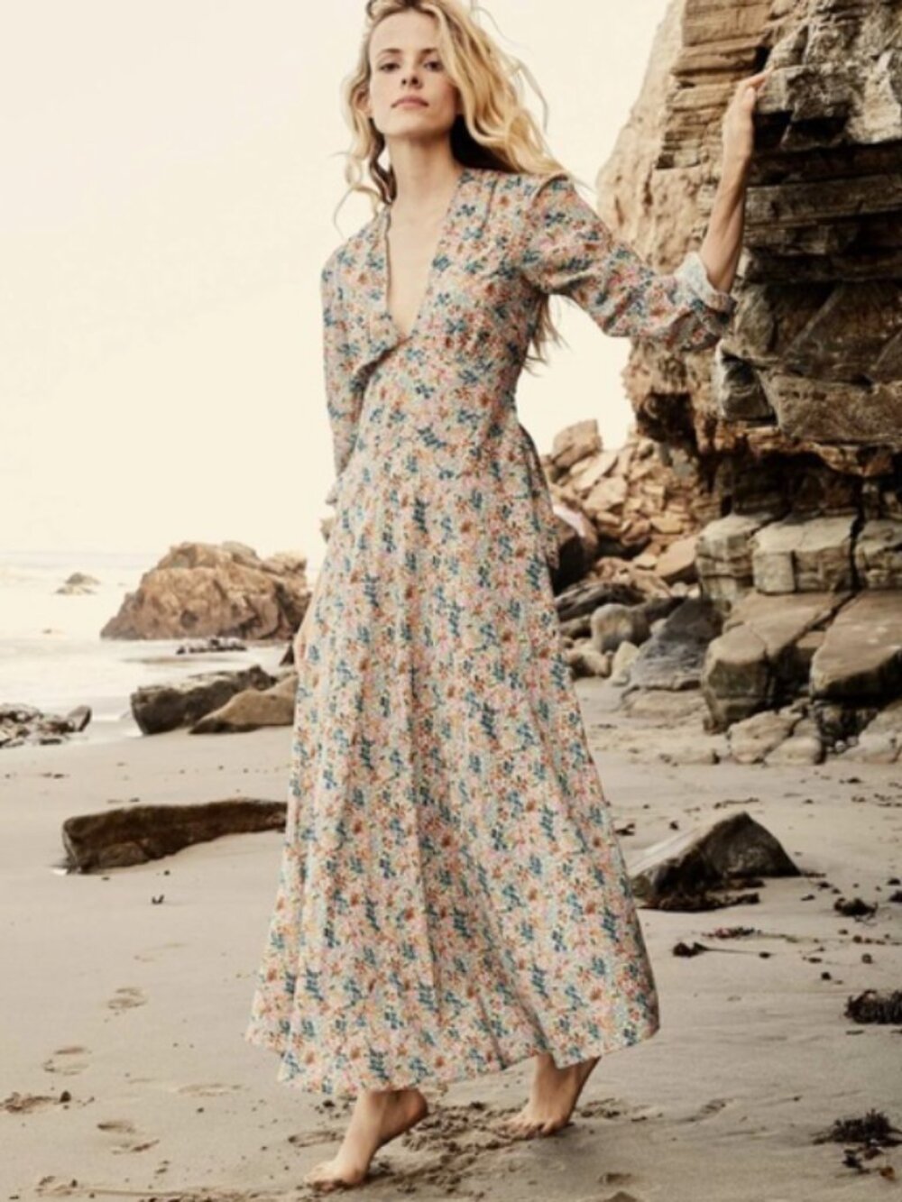Doen Floral Maxi Dress in Cream with Blue & Pink Bouquet Print